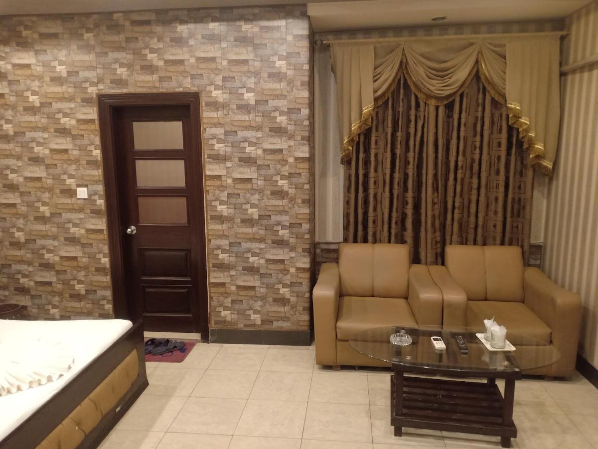 Hotel New Madina 费萨拉巴德 外观 照片