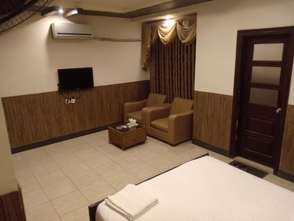 Hotel New Madina 费萨拉巴德 外观 照片